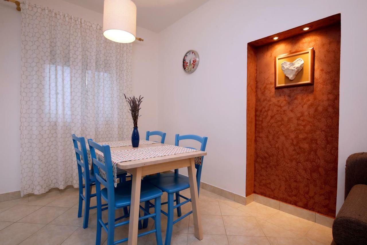 Apartments Fiora Premantura Extérieur photo